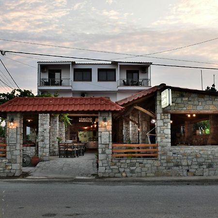 Theano Studios Paralia Sikias Exteriér fotografie