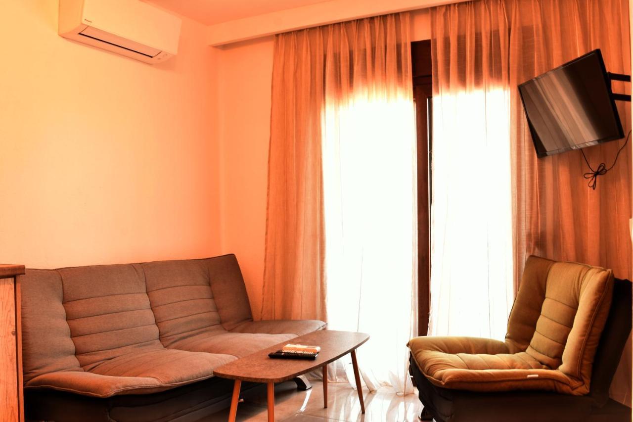 Theano Studios Paralia Sikias Exteriér fotografie