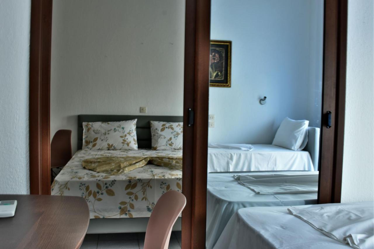Theano Studios Paralia Sikias Exteriér fotografie