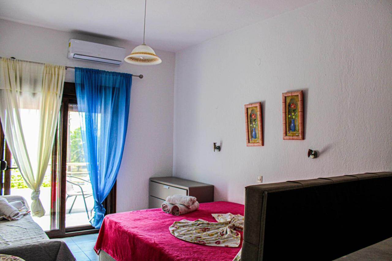 Theano Studios Paralia Sikias Exteriér fotografie